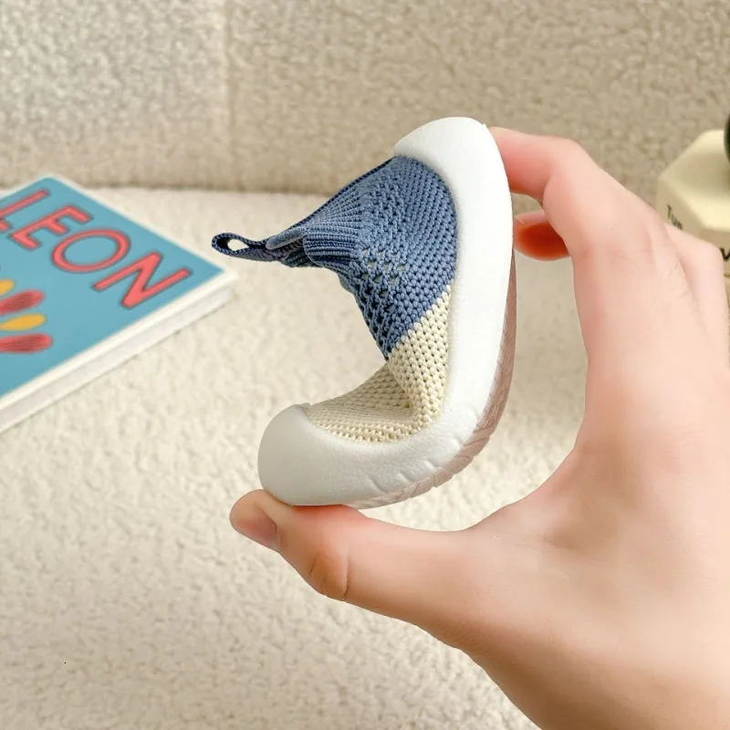 Summer Breathable Air Mesh Kids Sandals 1-4T Baby Unisex Casual Shoes Anti-slip Soft Sole First Walkers Infant Lightweight Shoes 250407