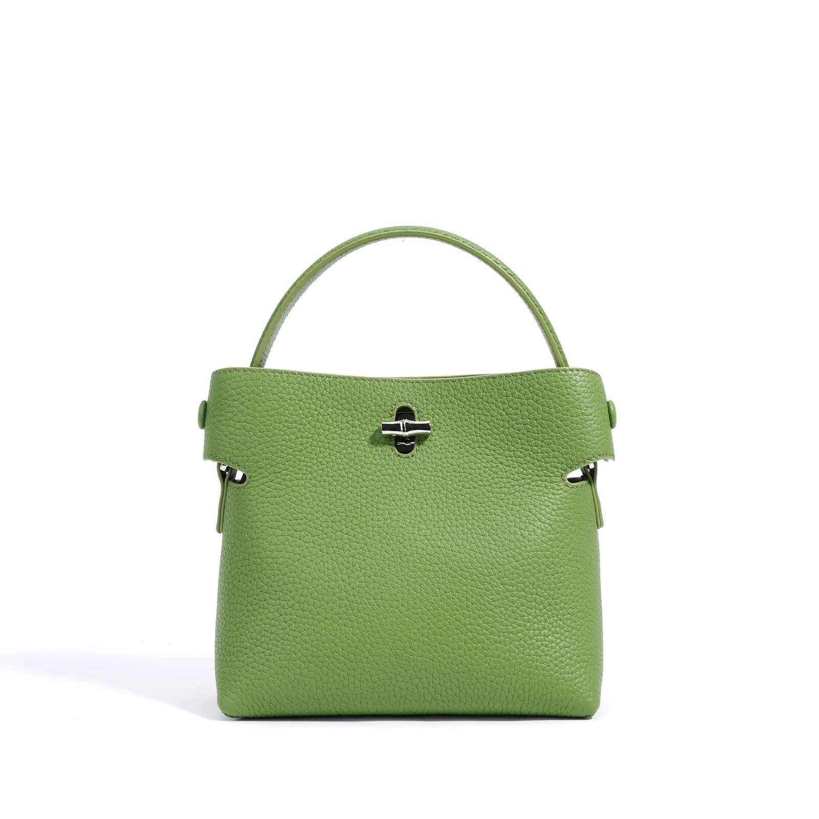 2025 Bucket Handbag Commuting New Fashion Crossbody Women's Designer Small Tote Bag Famous Shoulder Bags