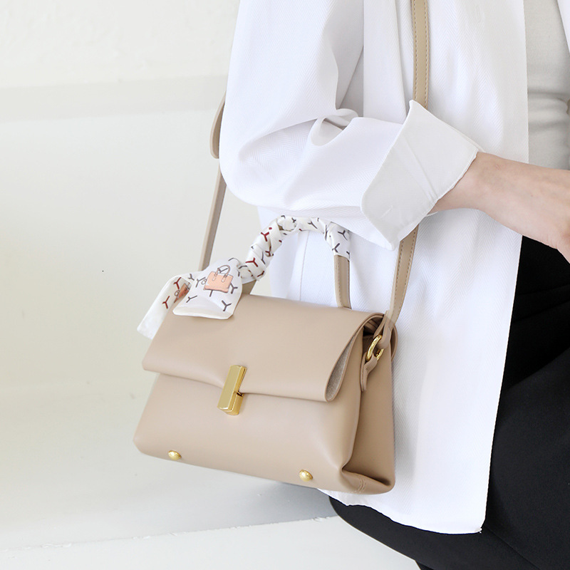 Silk Scarf Designer Bag Women's Korean Version Fashion Handbag Niche Single Shoulder Crossbody Bag