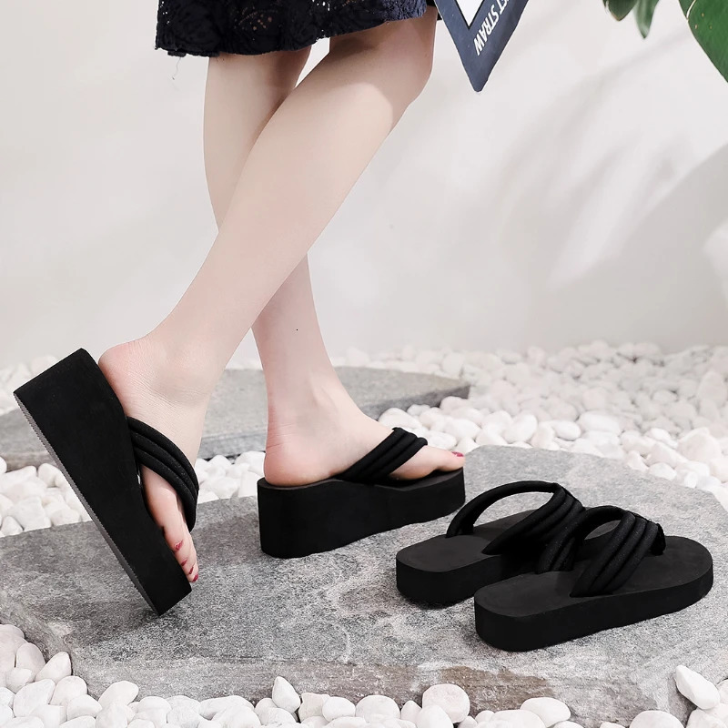 Women Fashion Wedge Flip Flops Summer Platform Shoes Light Weight Girls Indoor Beach Slippers Black Color Ladies Street Sandals 250408
