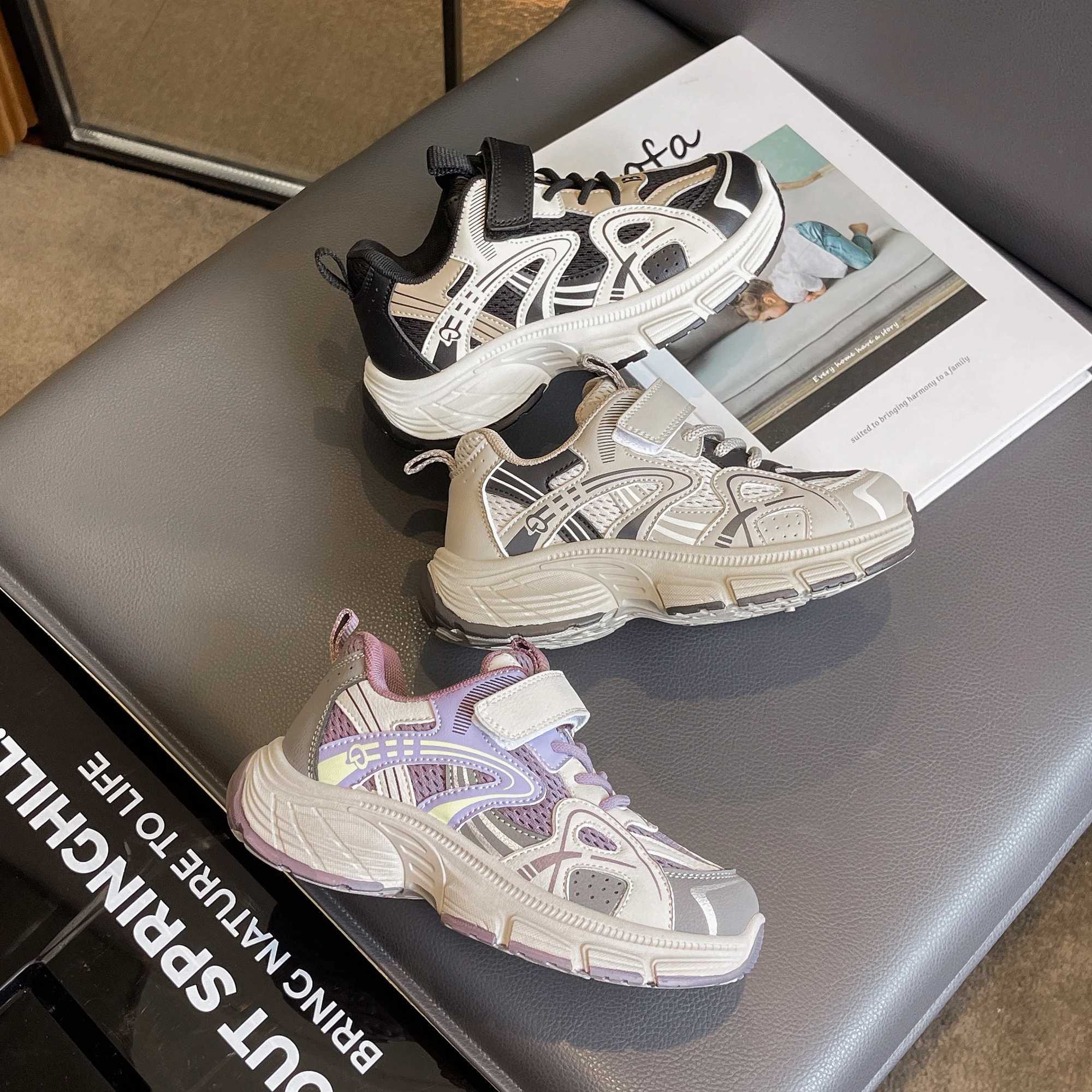 Childrens short and chubby sports shoes suitable for boys and girls casual shoes school fashion shoes W250407