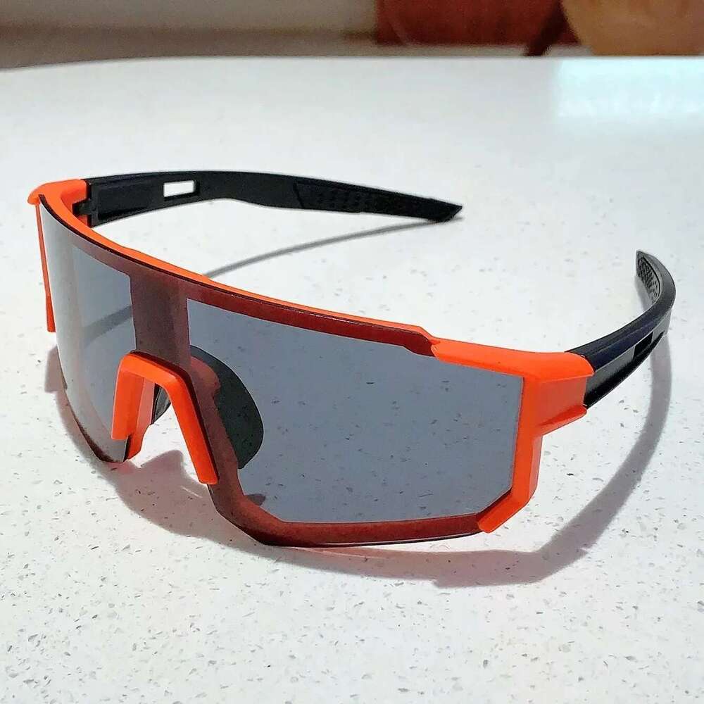 Outdoor Sport Goggle Sunglasses Women For Men Brand Designer Vintage Sun Glasses Popular Punk Skiing Windproof Shades