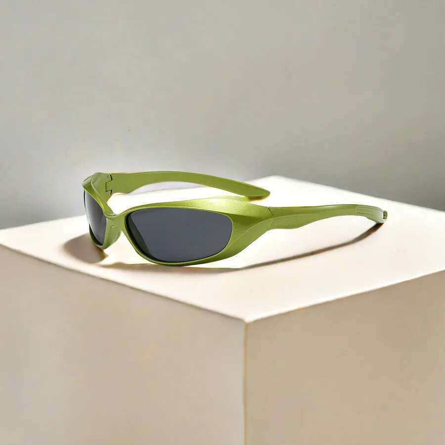 New Fashion Y2K Sunglasses Women Men Punk Hip-Hop Sports Goggles Design Futuristic Sun Glasses Retro Party Sunnies Eyeglasses