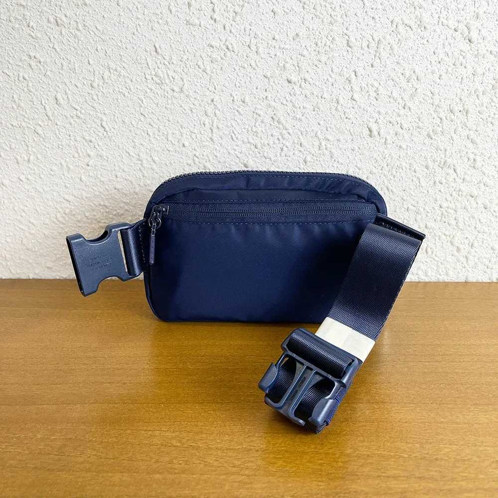 New Fashion Yoga Fanny Pack Metal Sports Waist Bag Portable Yoga Bag Fitness Running Womens Gift Z250407