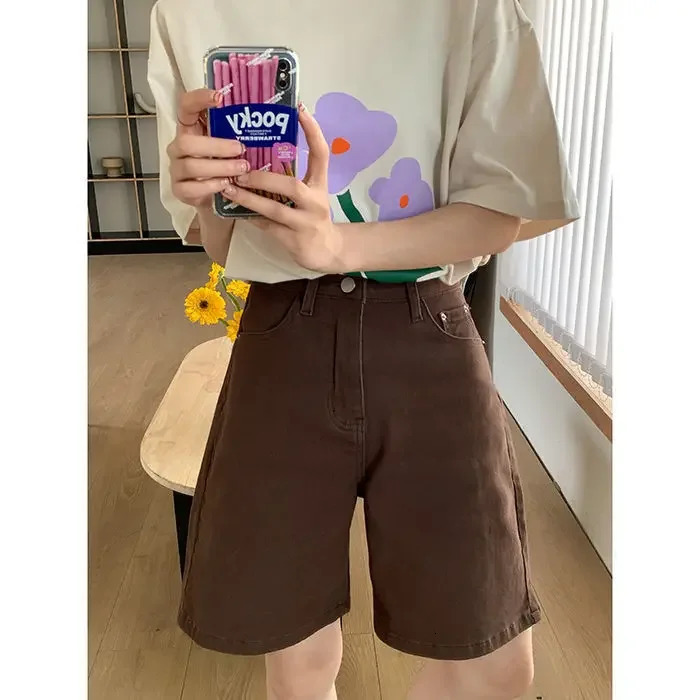 Brown Denim Shorts Womens Summer Ins American Style Vintage High-Waisted Slimming Straight-Leg Trendy Cotton Material 250408