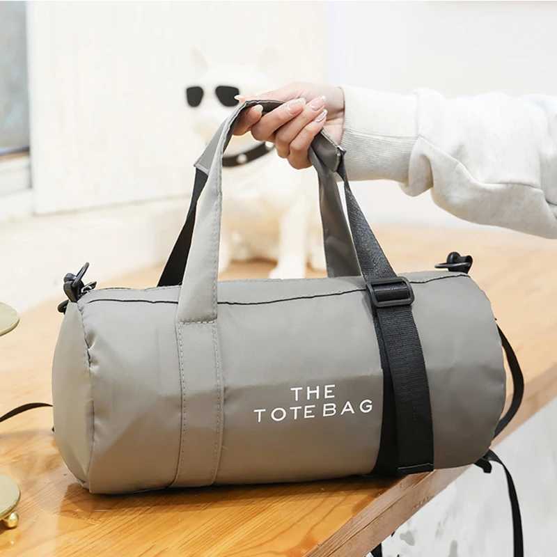 Small Fashion Gym Fitness Bag Womens Yoga Sports Travel Luggage Weekend Mini Womens Handbag Womens Shoulder BagXJ250408