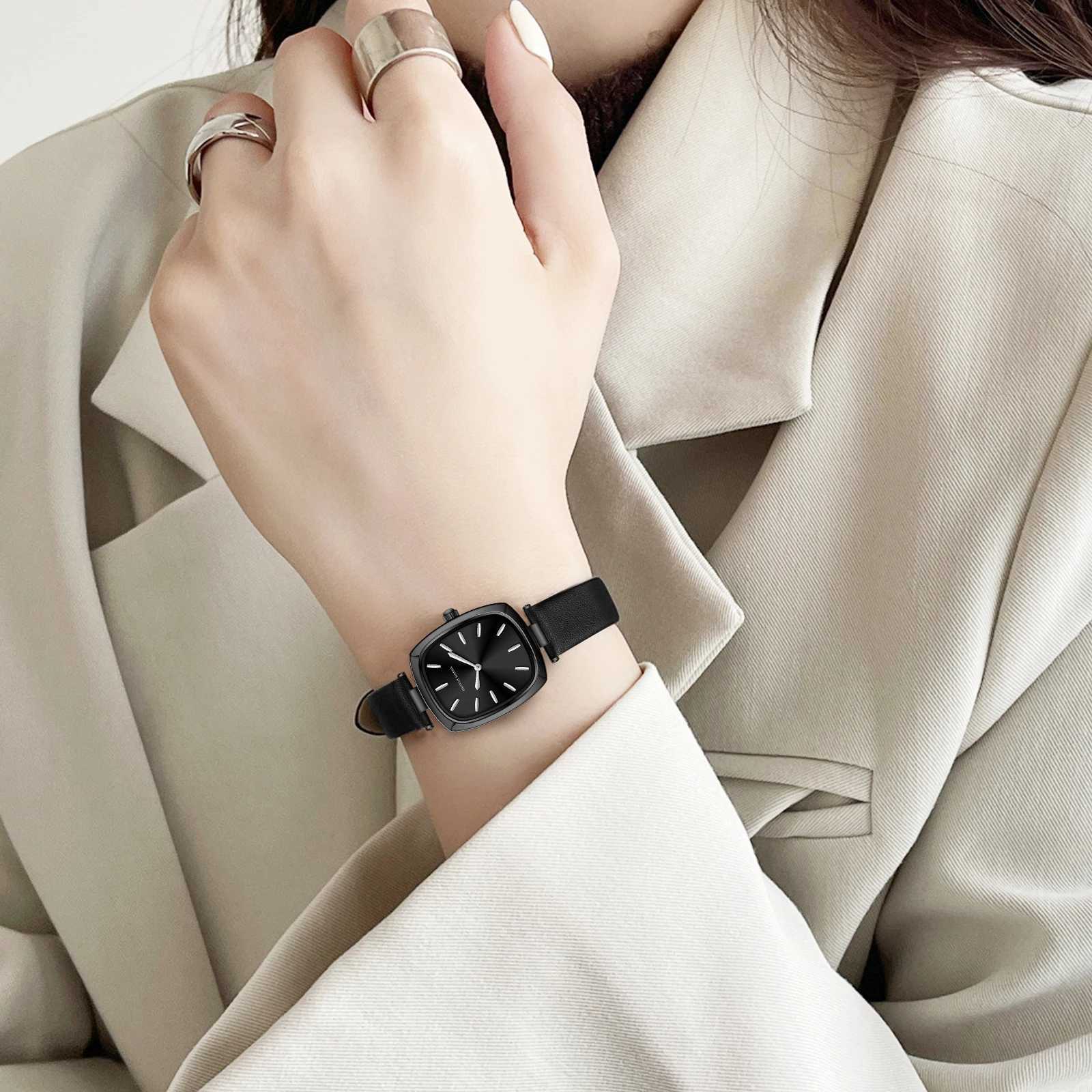 2024 Hannah Martin Womens Leather Rose Gold Simple Quartz Watch Brand New 3Bar Waterproof Original Fashion Womens WatchT250408
