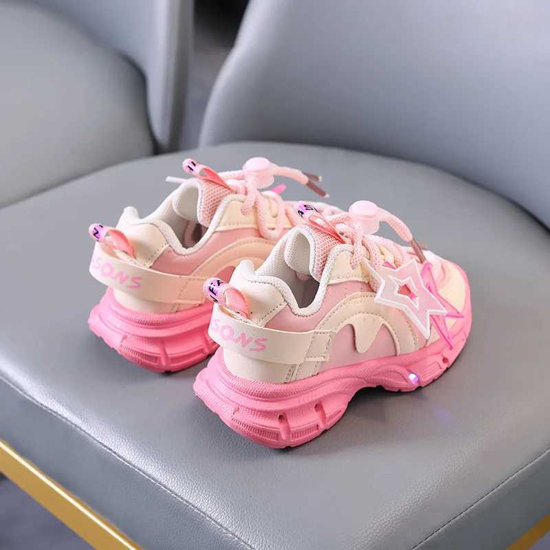 Childrens luminous sports mesh shoes childrens LED dad shoes girls luminous light breathable sports shoes boys luminous light sports shoes W250407