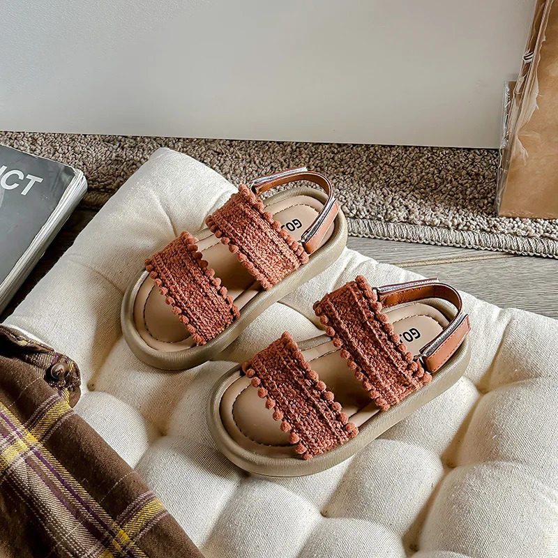 Girls Sandals 2025 Summer Straight Strap Casual Anti-slippery Children Students Retro Beach Kids Shoes for Girl 250407