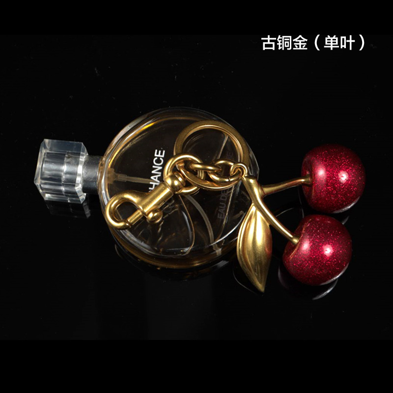 Luxury keychain designer Red Pendant Jewelry Cross-Border E-commerce Double Leaf Large and Small Resin Cherry Car Hardware Keychain Accessories key ch