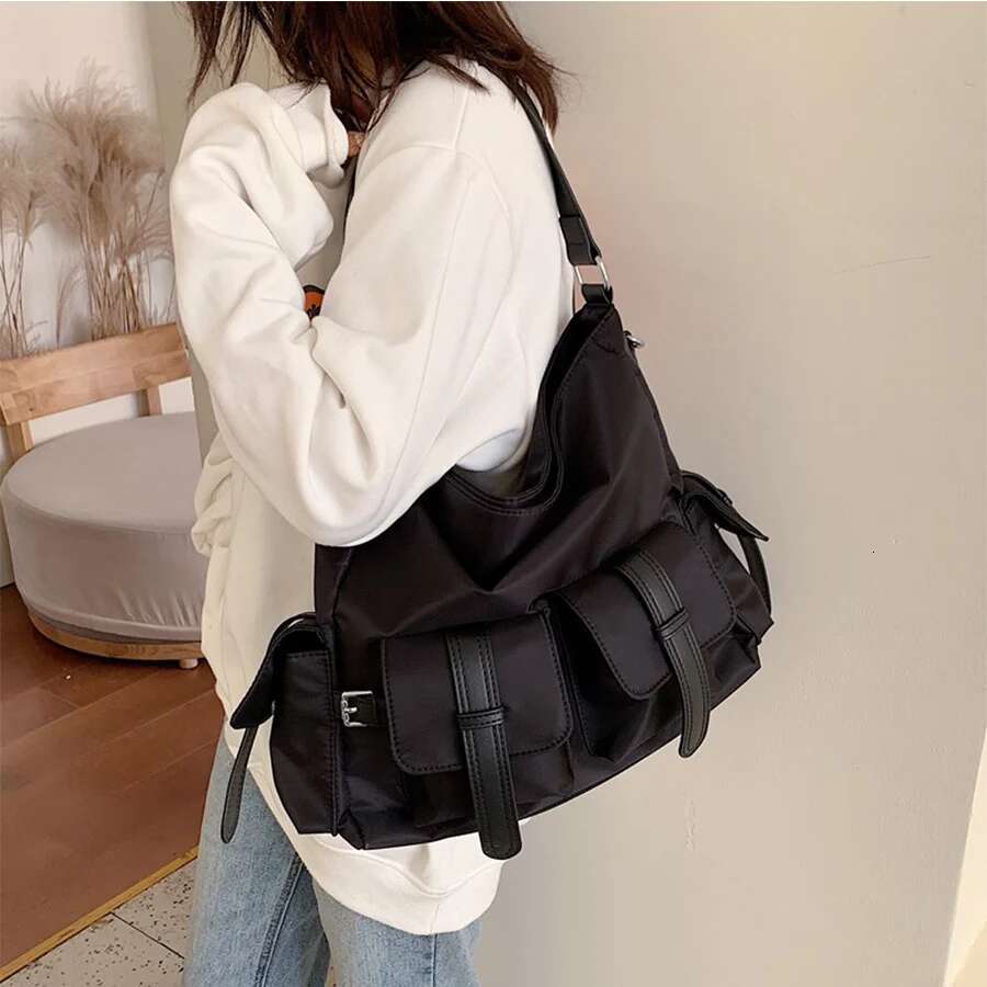 Casual Tote Bag Nylon Large Shoulder Bags For Women 2022 Trend Travel Messenger Handbags And Purses Bolsa Feminina Black