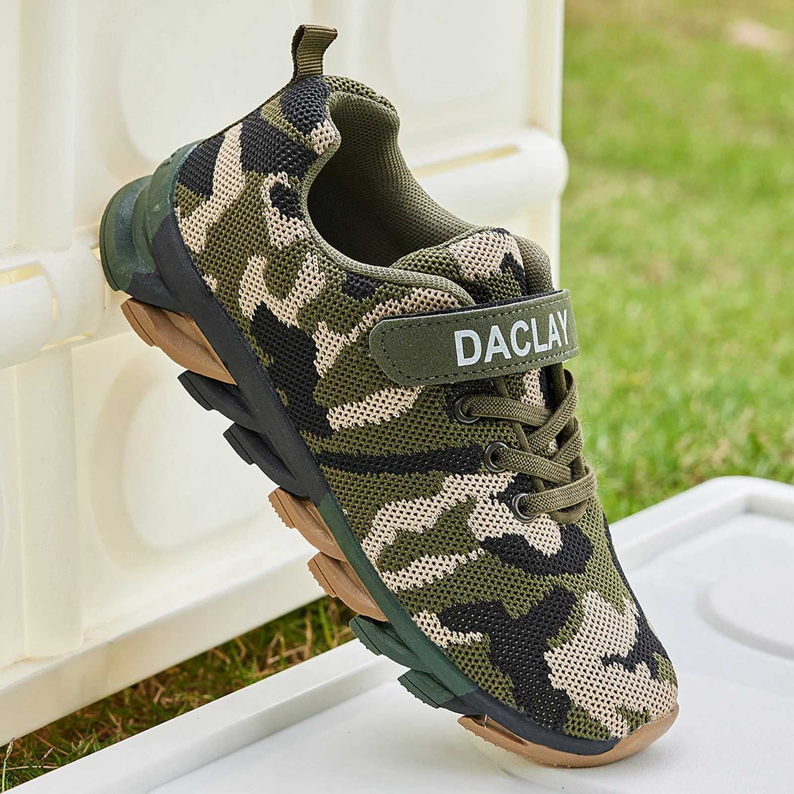 Childrens shoes running girls and boys school spring leisure sports breathable and anti slip sports shoes basketball W250407