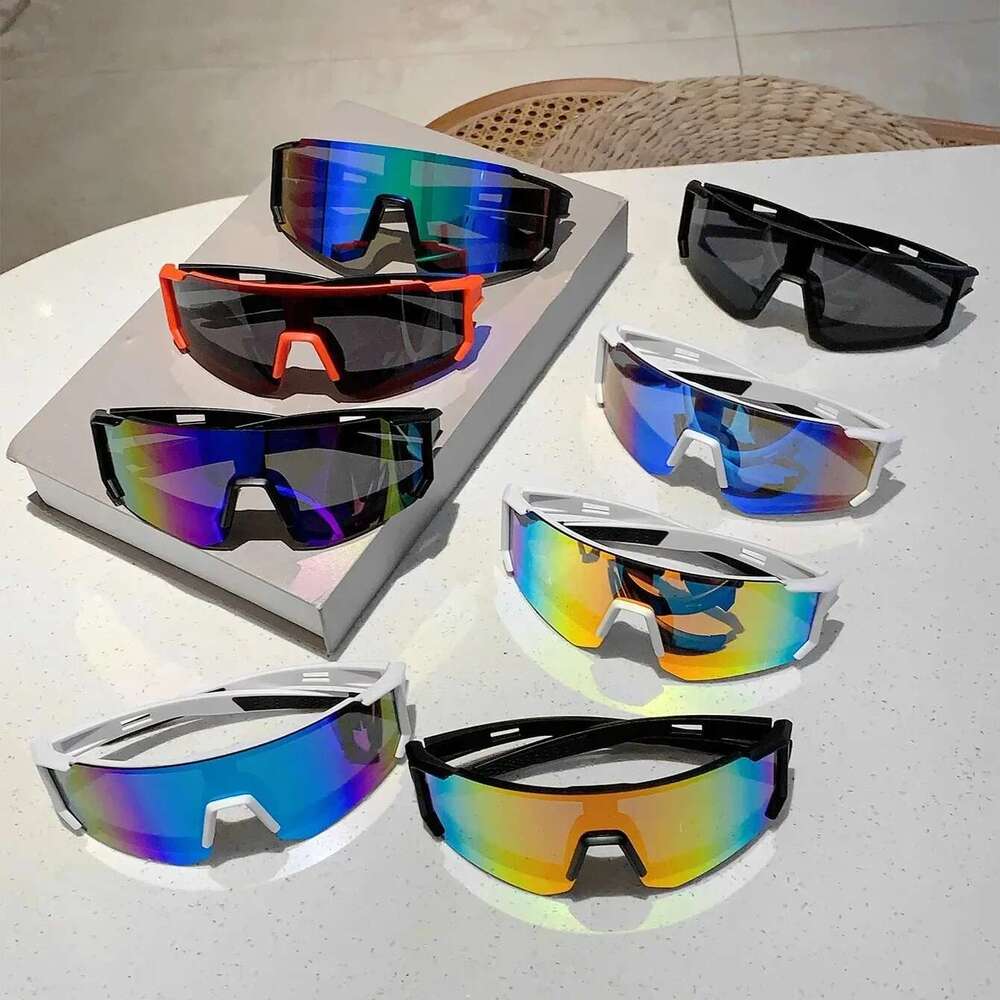Outdoor Sport Goggle Sunglasses Women For Men Brand Designer Vintage Sun Glasses Popular Punk Skiing Windproof Shades