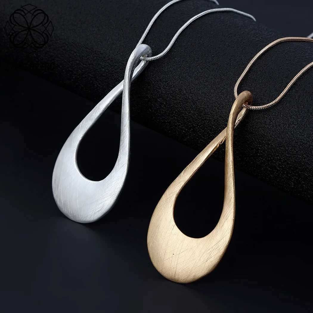 New in Kpop Fashion Pendants Necklaces Goth Jewelry for Women Handmade Long Chains Christmas Gift Kpop Fashion Trending ProductsC250407