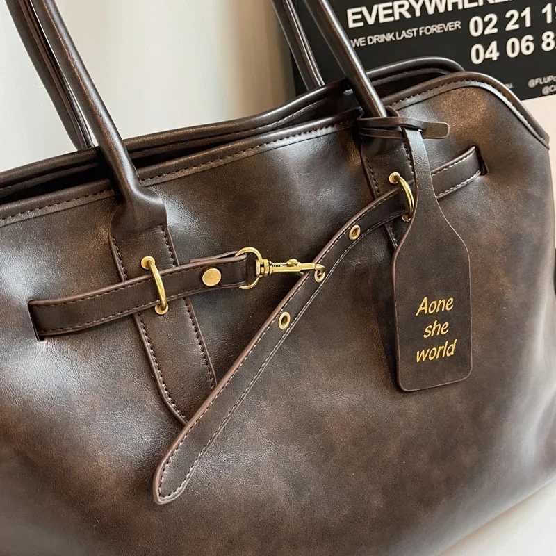 Vintage Large Capacity PU Leather Tote Bag for Women 2024 Autumn Trend Brown Lady Commuter Handbag Females Travel Shoulder BagC250408