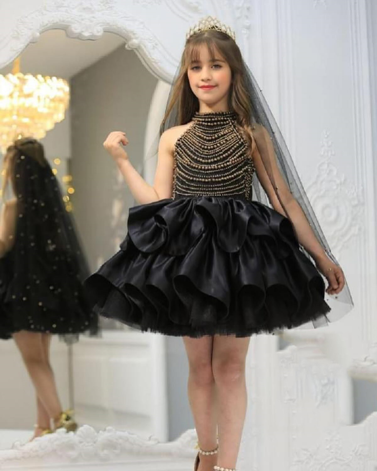 Holy White Pink Blue Flower Girl Haltar Neck With Sparking Pearls Fluffy Skirt Wedding Party Dress Mini Bridesmaid Princess Robes Bc19285 N08 B0312