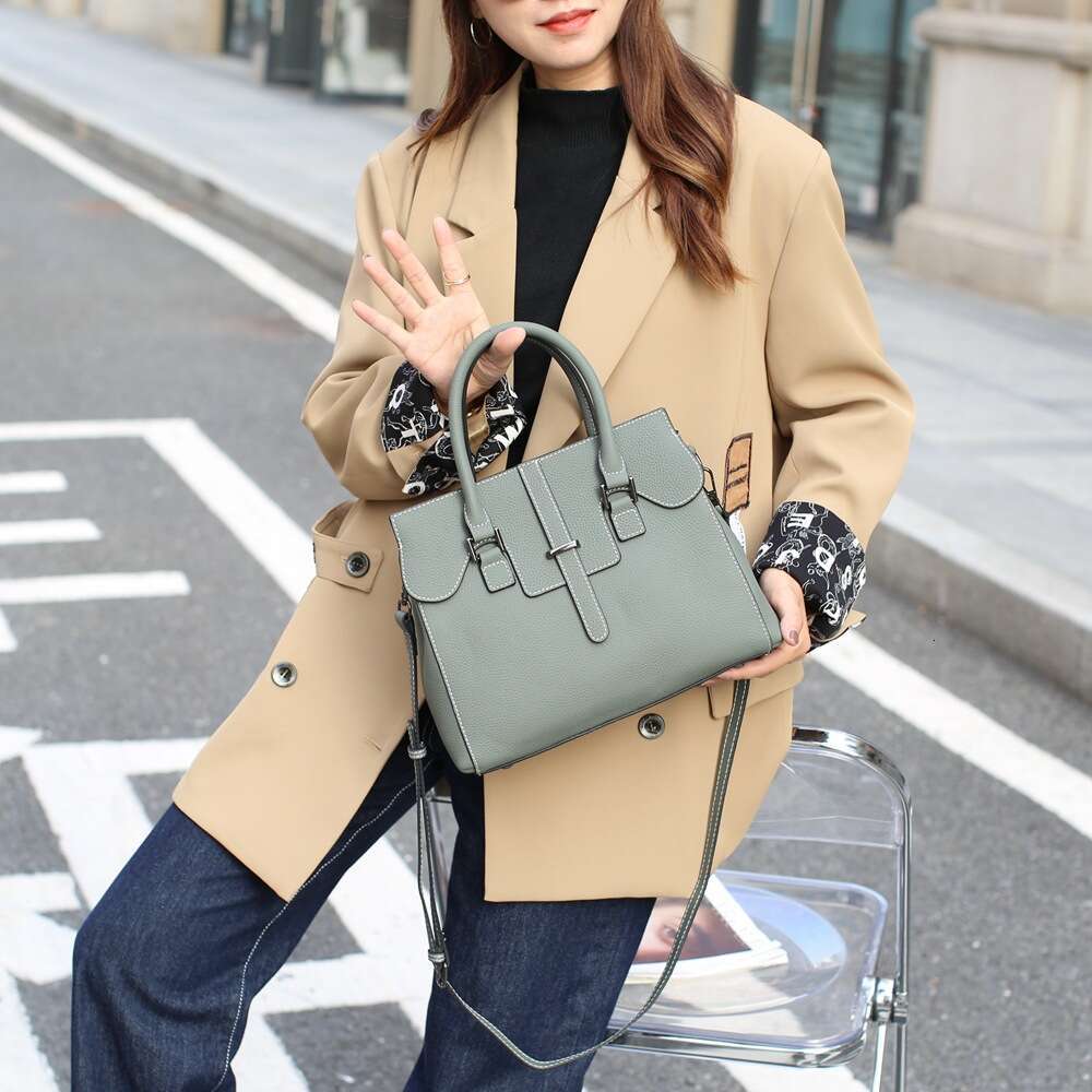 Luxury bag designer niche leather ladies fashion versatile shoulder bag togo top layer cowhide large capacity cross-body beach s bag