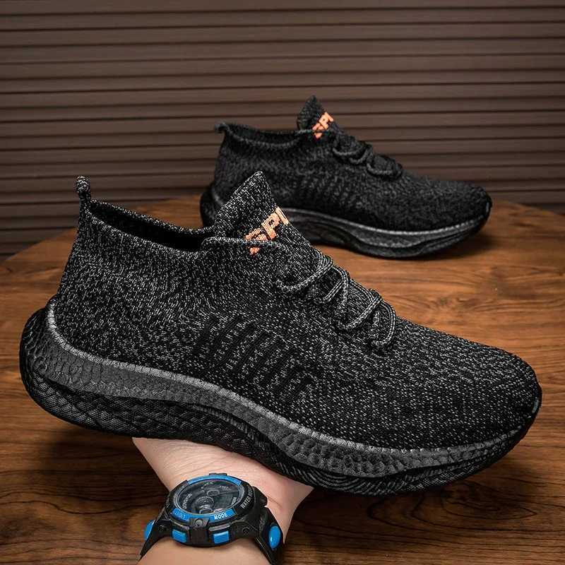 Mens running shoes lightweight and breathable walking shoes anti slip sports shoes fashionable and casual sports shoes W250407