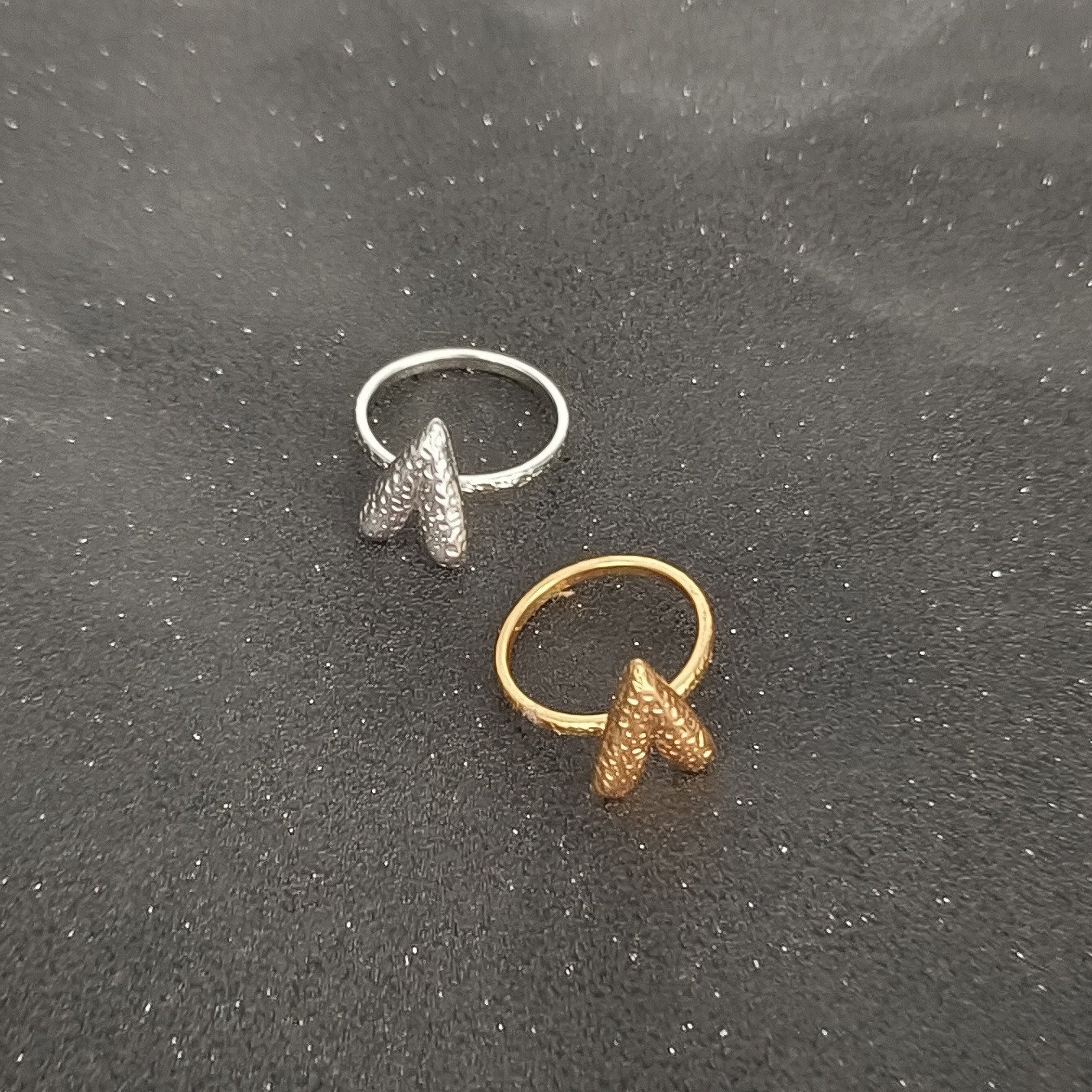 Top Source New Stainless Steel Texture Love end High grade Wrinkled Non fading Ring