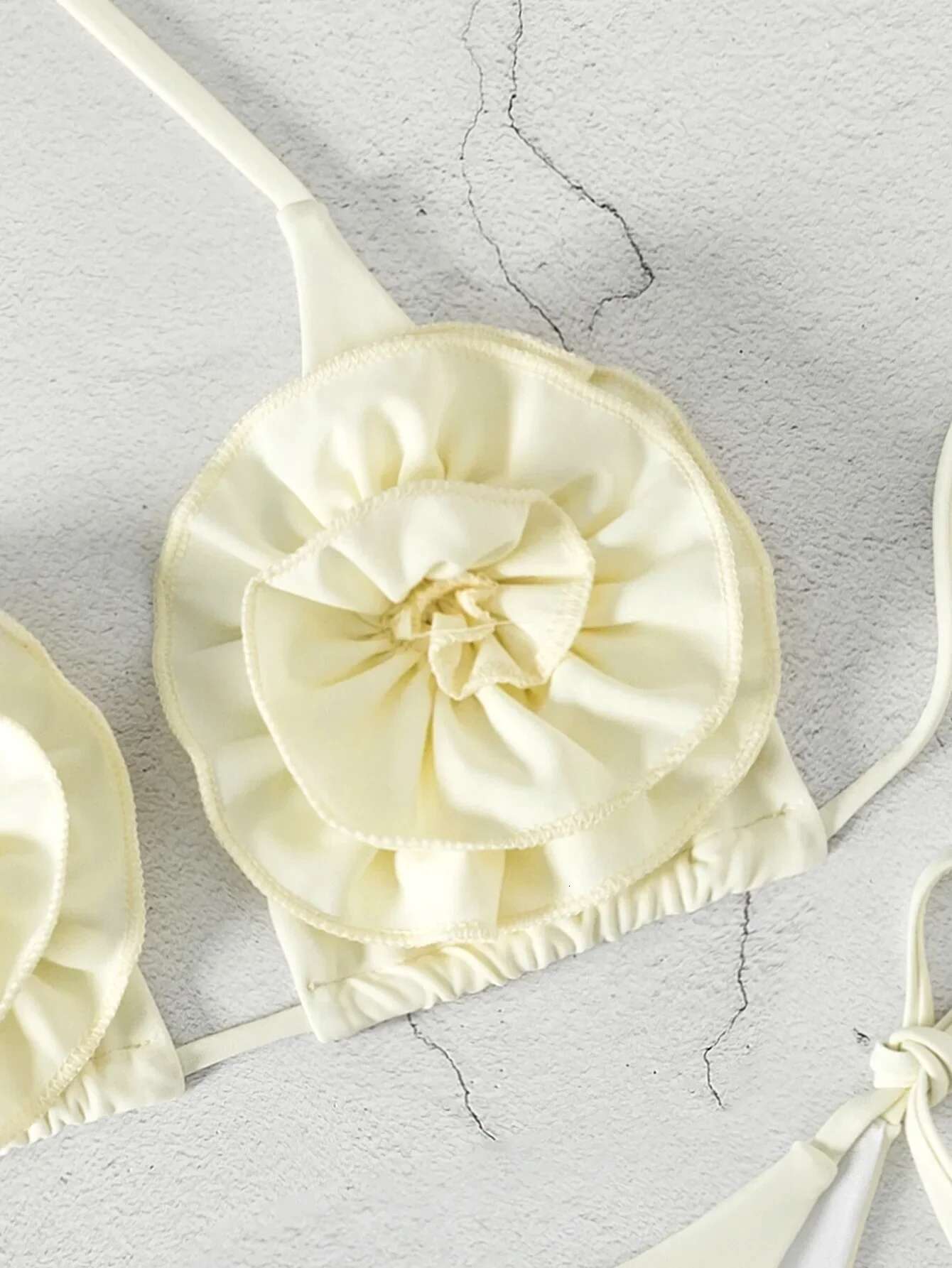 Dongdumaoyi Sexy D Flower Bikini Set Women New White Push Up Beach Vacation Two Piece Backless Swimsuit Summer Lace Up Thong Swimwear
