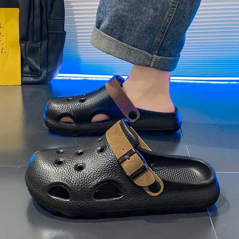 New Arrival 2025 Mens Summer Slippers Fashion Cave Slippers Outdoor Beach Sandals Leisure Garden Shoes Anti slip Designer Hollow Slippers T250407