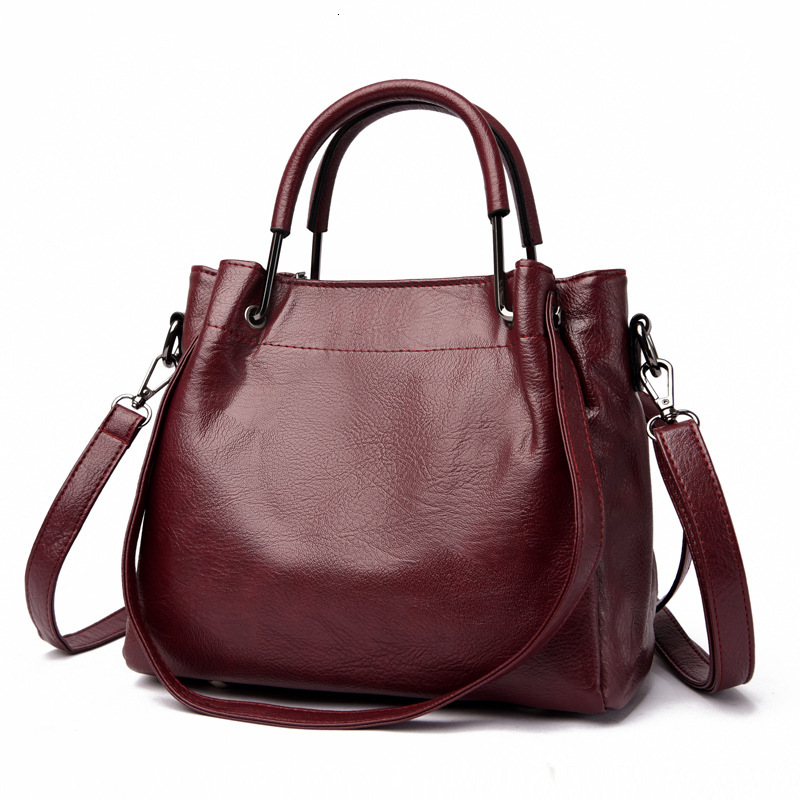Large Capacity Bucket Bag Women's Retro Fashion Soft Leather Design Bag Commuter Single Shoulder Crossbody Tote