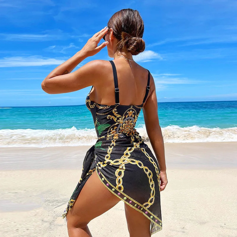 2024 twopiece womens bikini set with floral print shoulder strap swimsuit Brazilian Biquini 250408