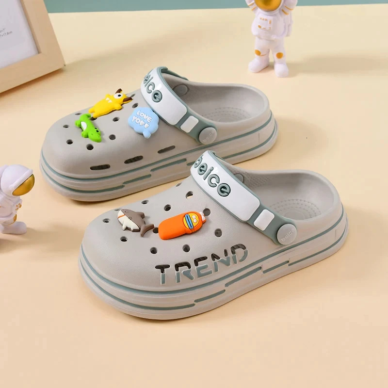Casual Comfortable Clogs For Boys Girls Breathable Lightweight Clogs For Spring And Summer 250408