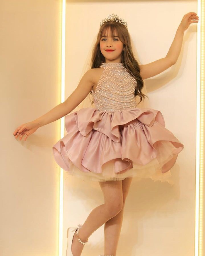 Holy White Pink Blue Flower Girl Haltar Neck With Sparking Pearls Fluffy Skirt Wedding Party Dress Mini Bridesmaid Princess Robes Bc19285 N08 B0312