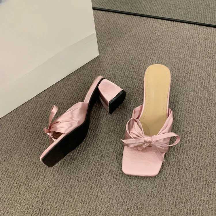 2025 Spring/Summer New French High Feeling Satin Bow Thick and Smooth Womens Fi High HeelsXJ250407