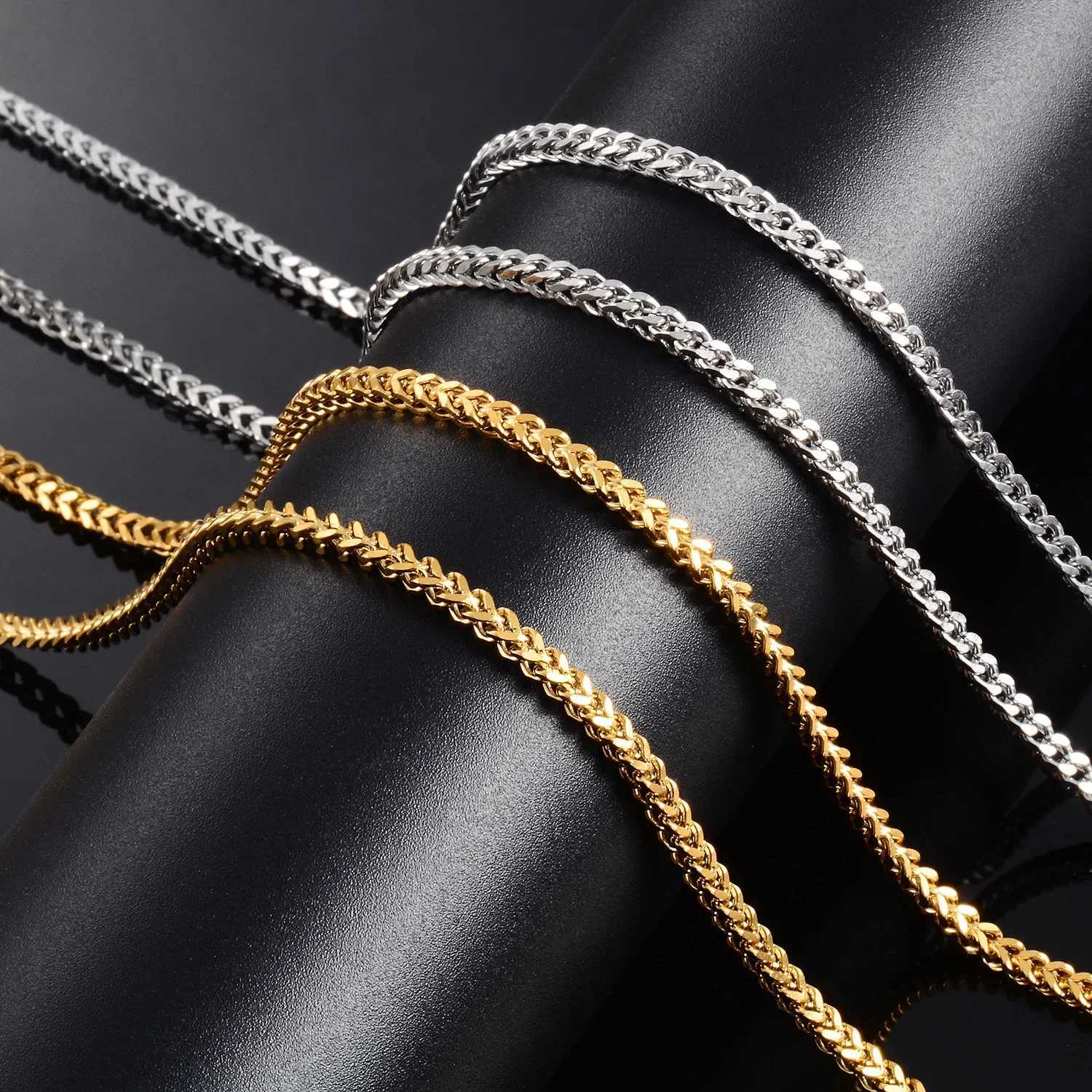 Waterproof Curb Link Stainless Steel Cuban Necklace Mens Women Hip Hop Chain For Men and WomenC250407