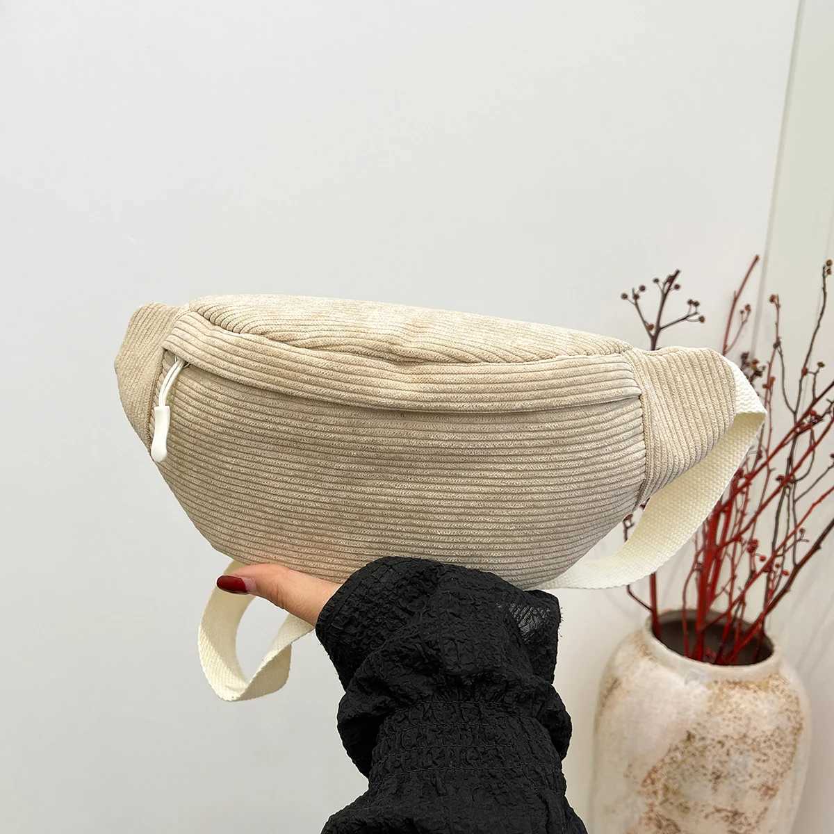 Womens casual coral bag fashion Fanny Pack womens banana waist bag hip wallet shoulder cross chest pocket Z250407-1