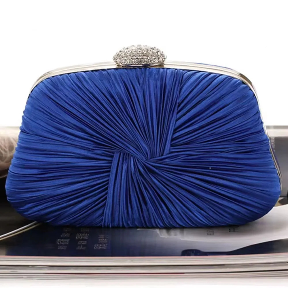 Royal Blue Folded and Pillow shaped Clutch Bag Elegant Clutch with Chain Rhinestone Buckle Wedding Party Wallet 250402