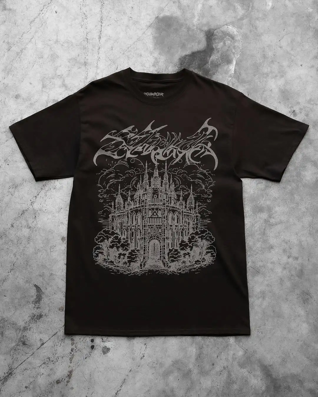 American Gothic style simple handpainted castle pattern printed Tshirt for mens spring pure cotton short sleeved fashion Y2K clothing 250408Z