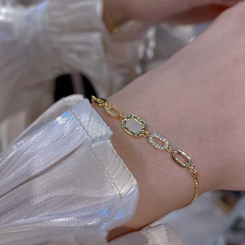 2025 New Luxury Zircon Chain Bracelets for Wen Elegant Gold Color Square Opal Adjustable Bracelet Party Jewelry GiftsC250408