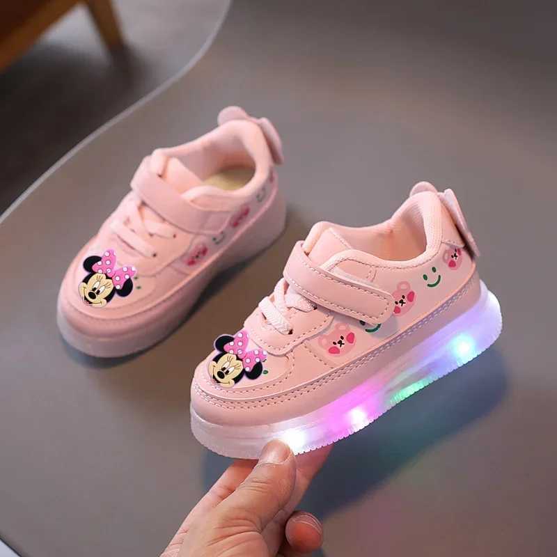 Spring and summer childrens lighting casual shoes PU girls and boys LED sports shoes board shoes W250407