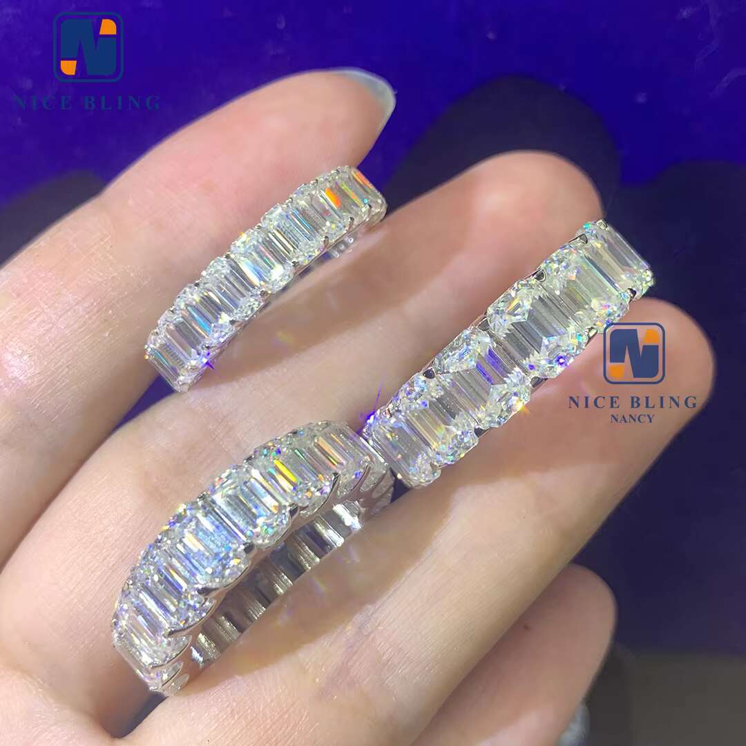 Graceful 925 Silver Gold Plated Women Jewelry Iced Out Classic Emerald Cut Jewelry Eternity Moissanite Diamond Band Ring