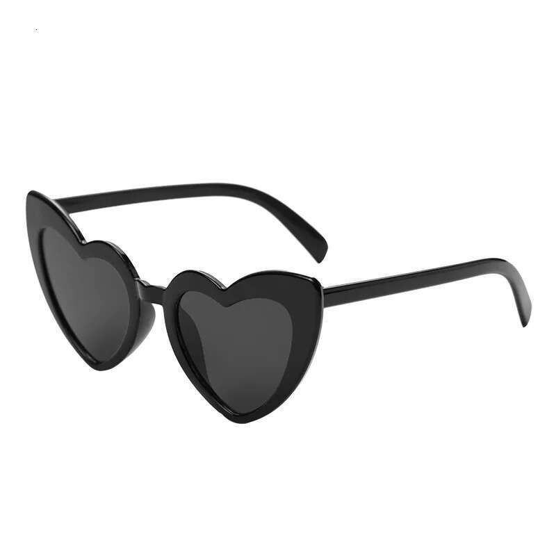Heart-Shaped Glasses Fashion Heart Diffraction Sunglasses Watch The Night Lights Become Love Special Effect