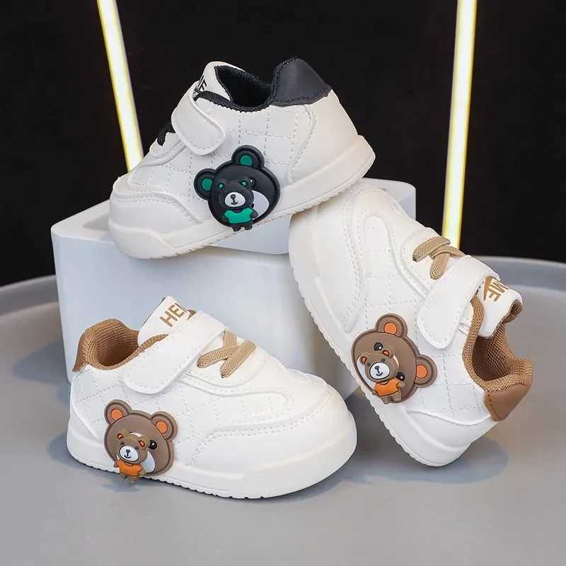 Boys and girls unisex casual shoes white sports shoes childrens babys first walking cute bear childrens sports shoes anti slip and fashionable W250407