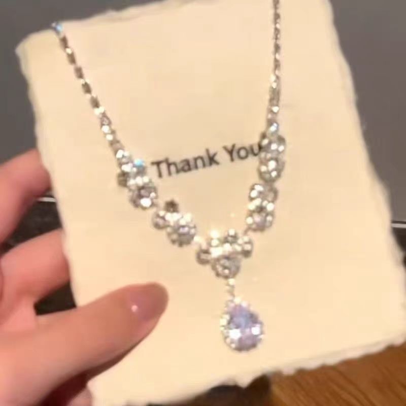 Charming Inheritance Design Pendants - Cherish Your Legacy with These Ornaments