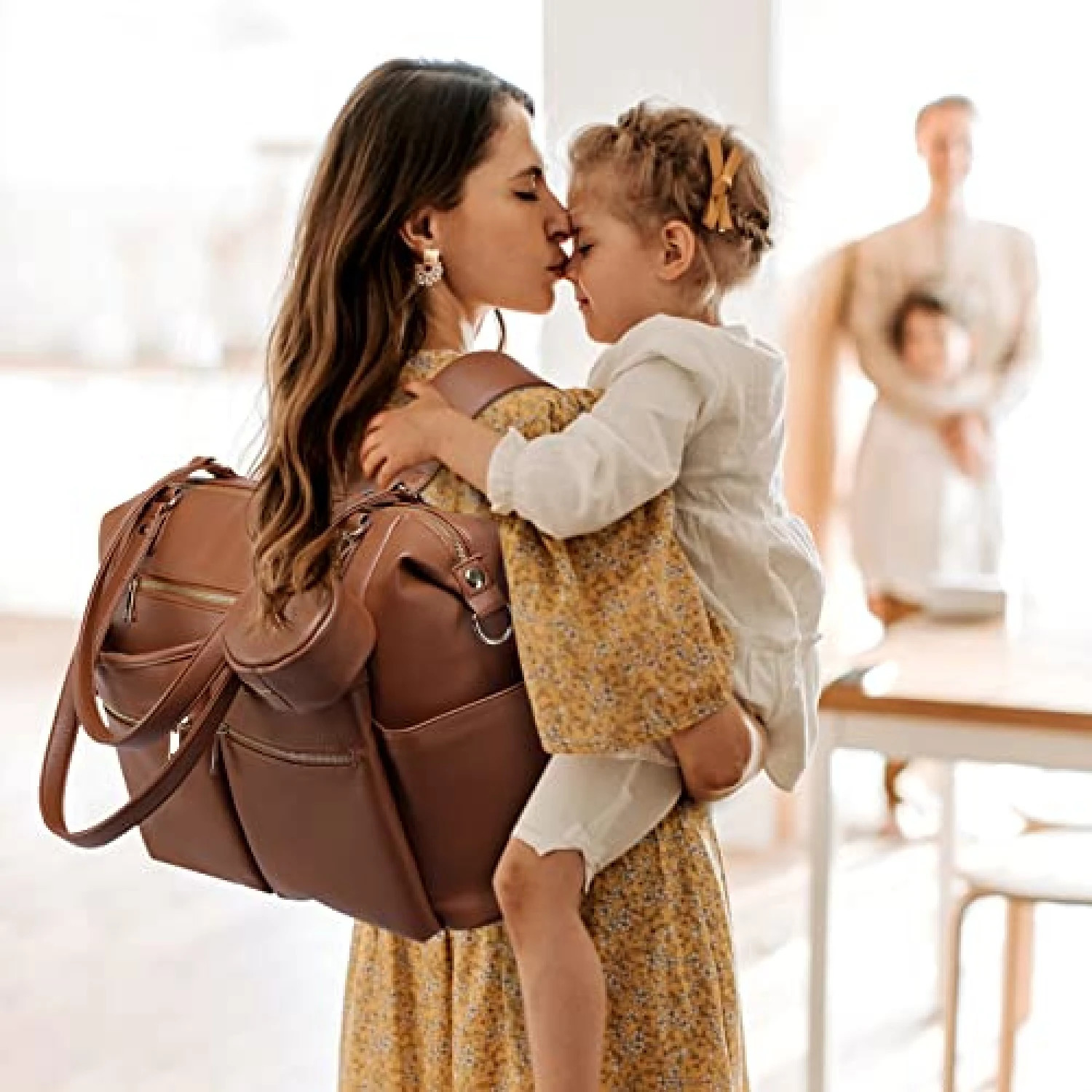 Leather Diaper Bag Tote Backpack for Mommy Dad Baby Nappy Organizer with Changing Station Stroller Straps Pacifier Case Boy Girl 250407