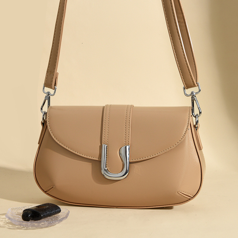 2025S New Model Designer Crossbody High End Stylish Half Circle Saddle Fashionable And Classic Women S Small Shoulder Commuting Shoulder Bag Totebag