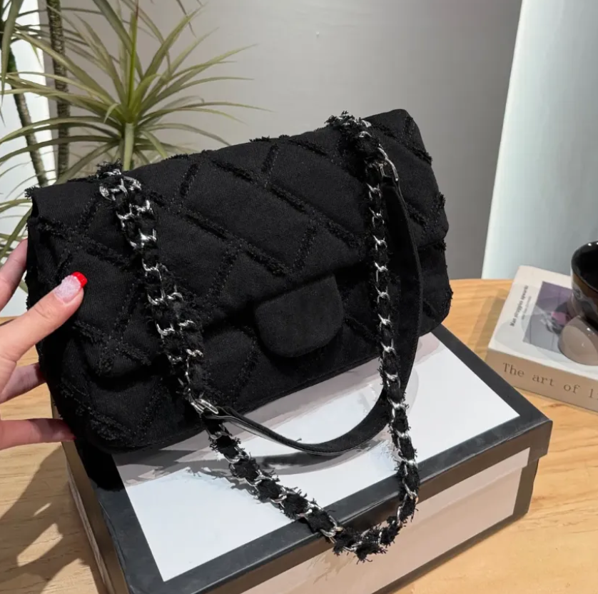 Women Large Shoulder bag Fashion Vintage Designer denim bag Flap Messenger Women Trendy Crossbody Handbag Weekend Travel bag Blue Designer denim purse Black