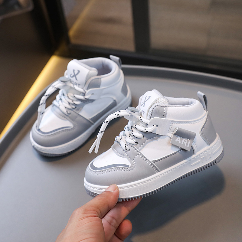 High Top Kids Sneakers Anti-slip Boys Youth Basketball Walkfashion Girls Toddlers Sports Running Shoes Size 21 - 32 dh1922389