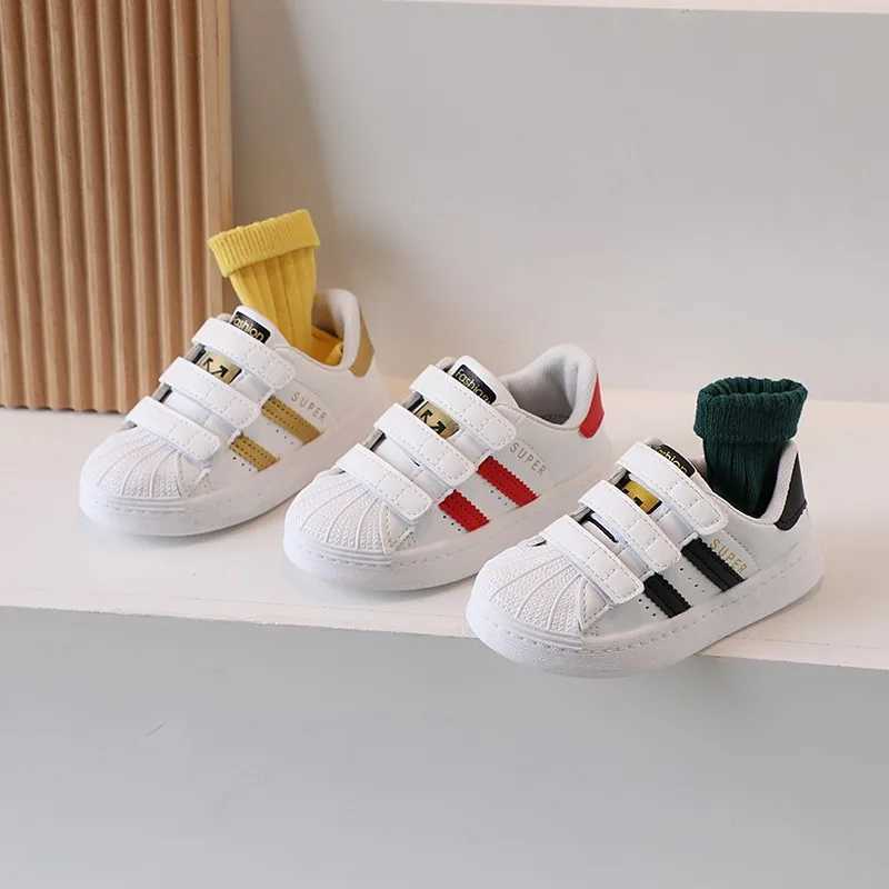 Childrens sports shoes childrens fashion design white anti slip casual shoes breathable sports shoes for boys and girls childrens outdoor shoes W25040