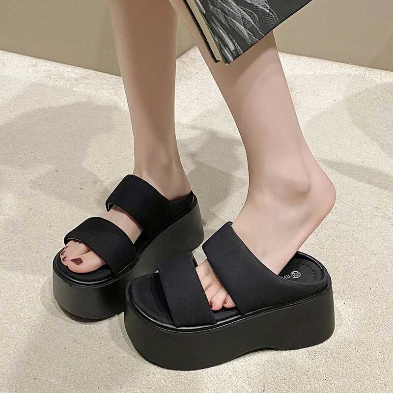 2023 Summer Thick Bottom Wedge High Heels Slide 8CM High Heels Platform Leather Casual Beach Flip Cover WomensXJ250407