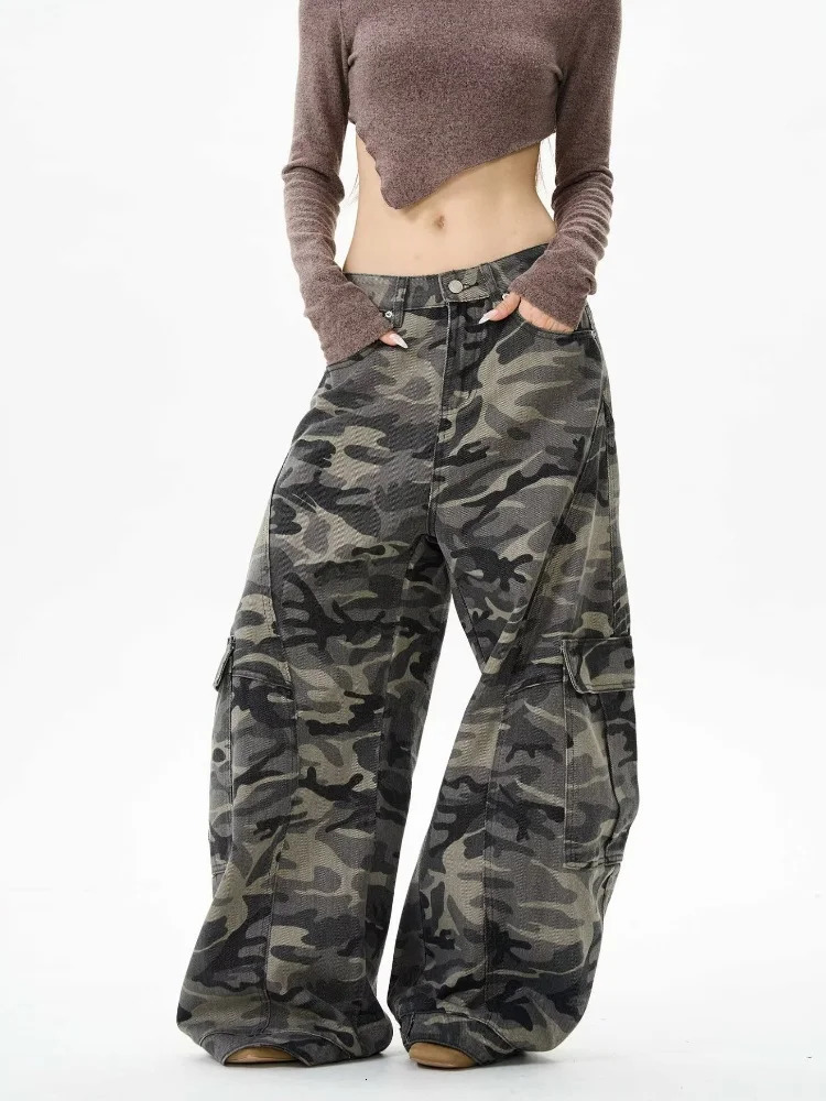 Garbage Y2K Street Camouflage Luggage Womens Jeans 90s Retro Clothing Wide Leg Underwear Trousers 250407