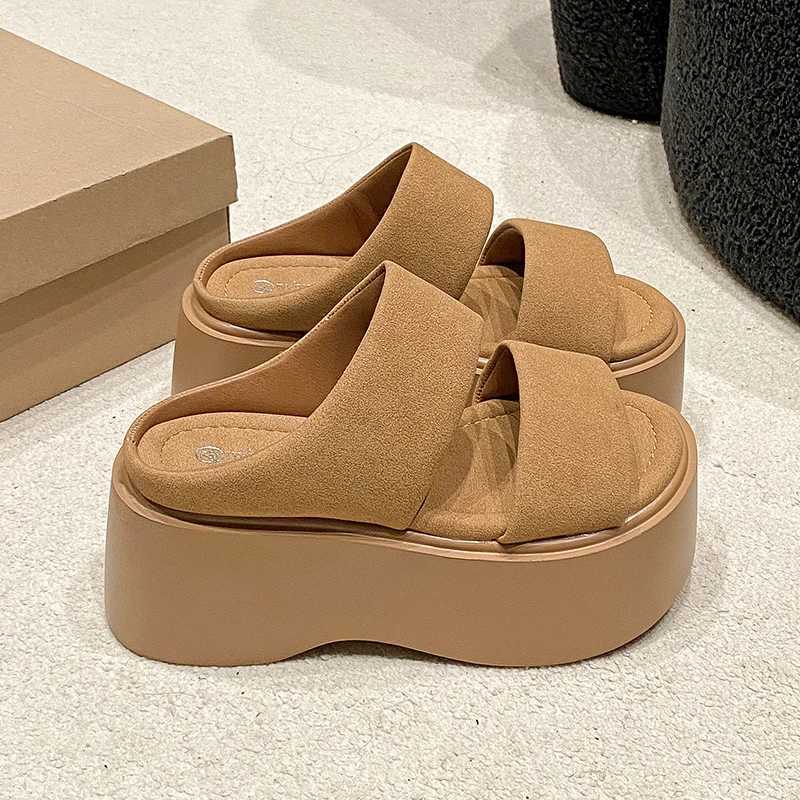 2023 Summer Thick Bottom Wedge High Heels Slide 8CM High Heels Platform Leather Casual Beach Flip Cover WomensXJ250407