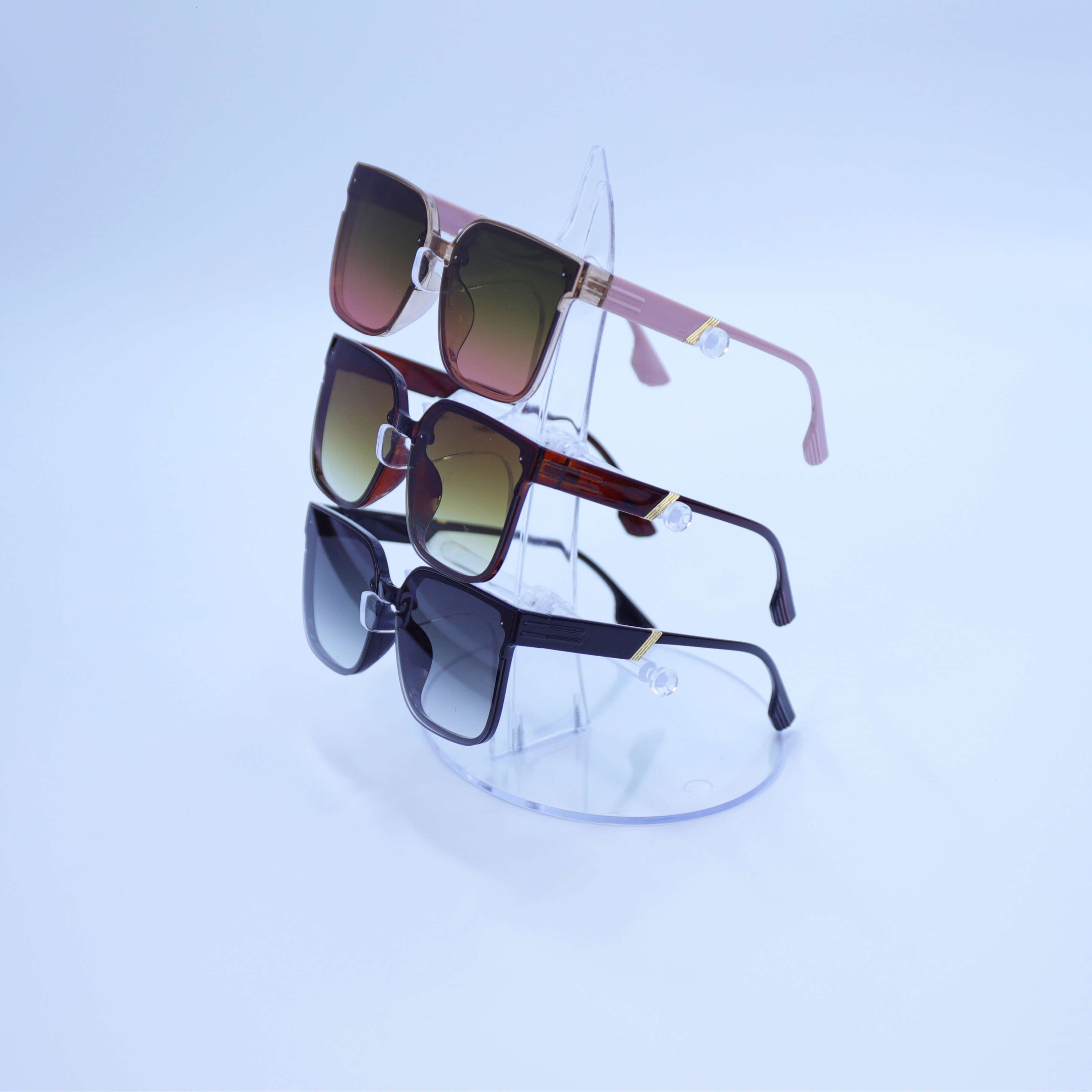 Women's Latest Large Frame UV Protected Sunglasses for Outdoor Street Photography Fashionable Eyewear