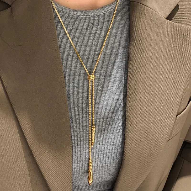 French Long Drawable Fried Dough Twists Necklace for Womne Niche High-end Fashion Banquet Vintage Pendant Sweater ChainC250407